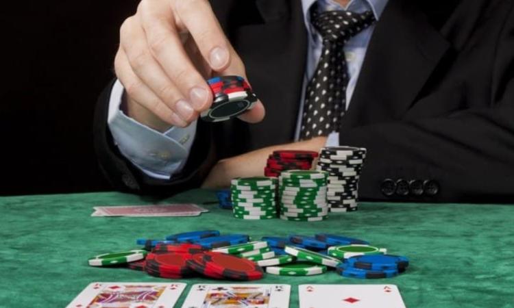 C bet Poker
